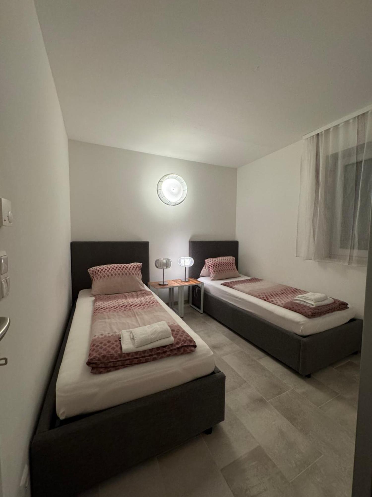 Apartments Villach Esterno foto